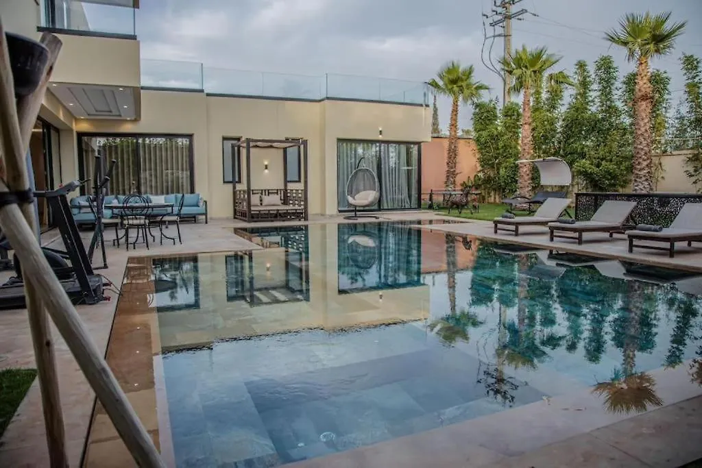 Villa Athena 4 Chambres Piscine Privee Et Jaccuzi マラケシュ 0*,  モロッコ